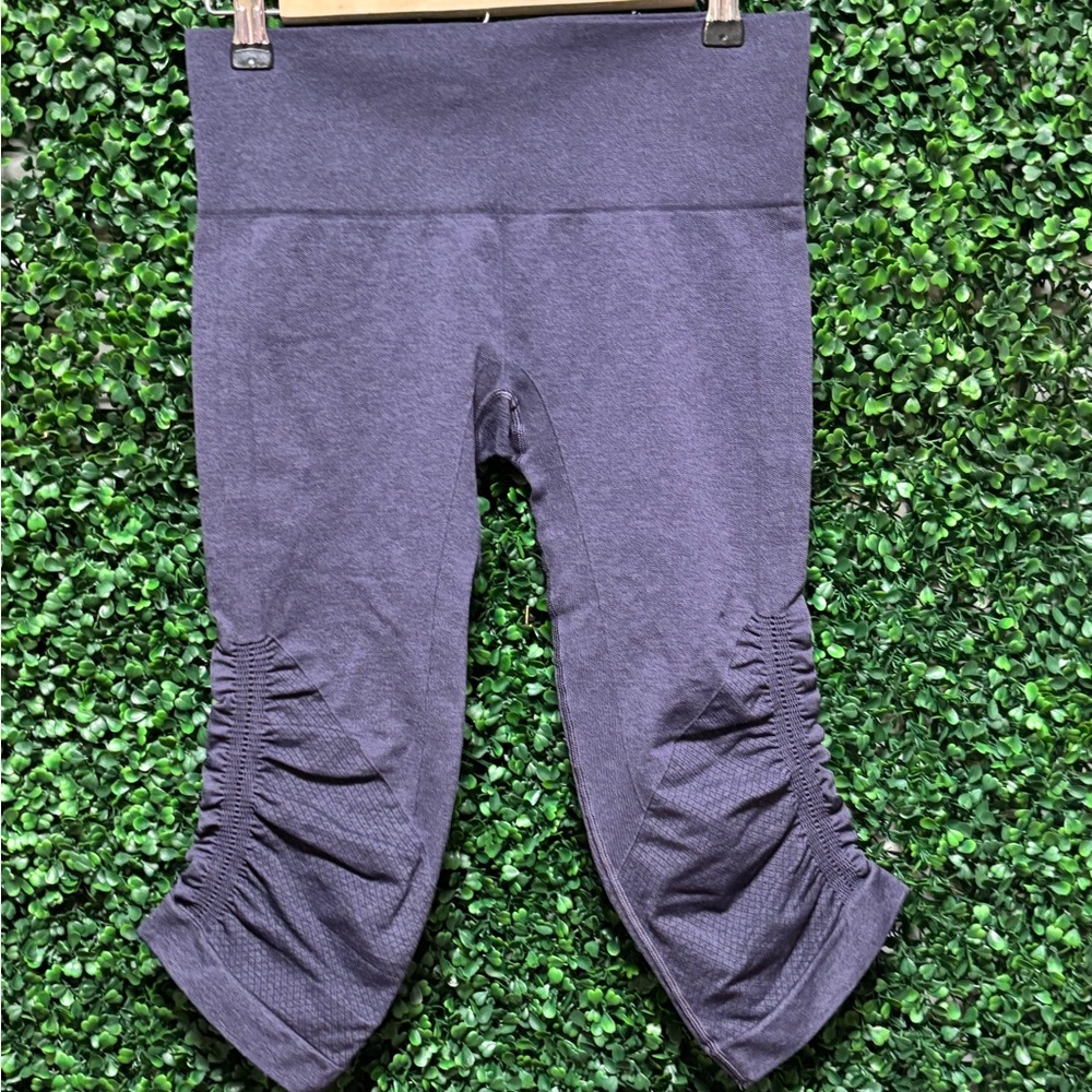 Lululemon Pants Blue Seamless Wunder Under Crop Leggings Ruched Yoga